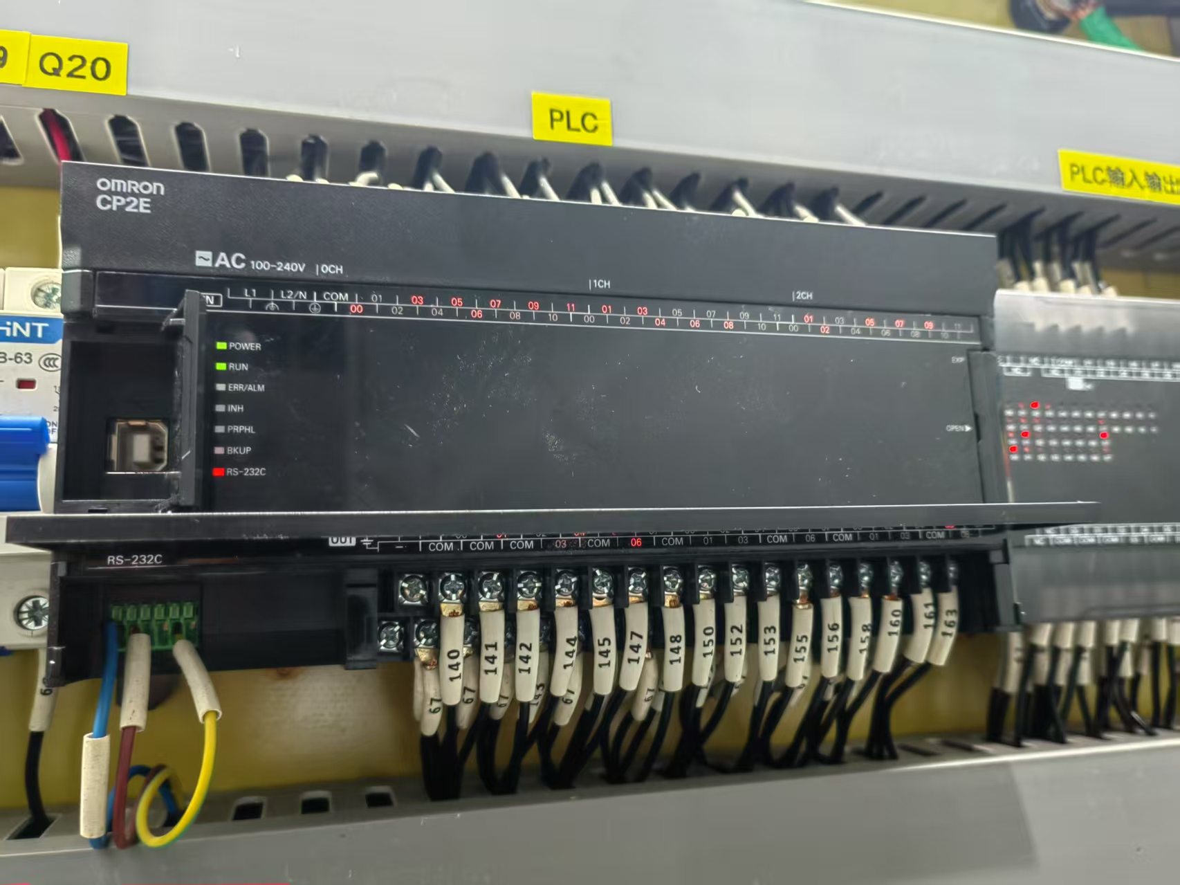 欧姆龙CS/23协议转换网关产品接线方案